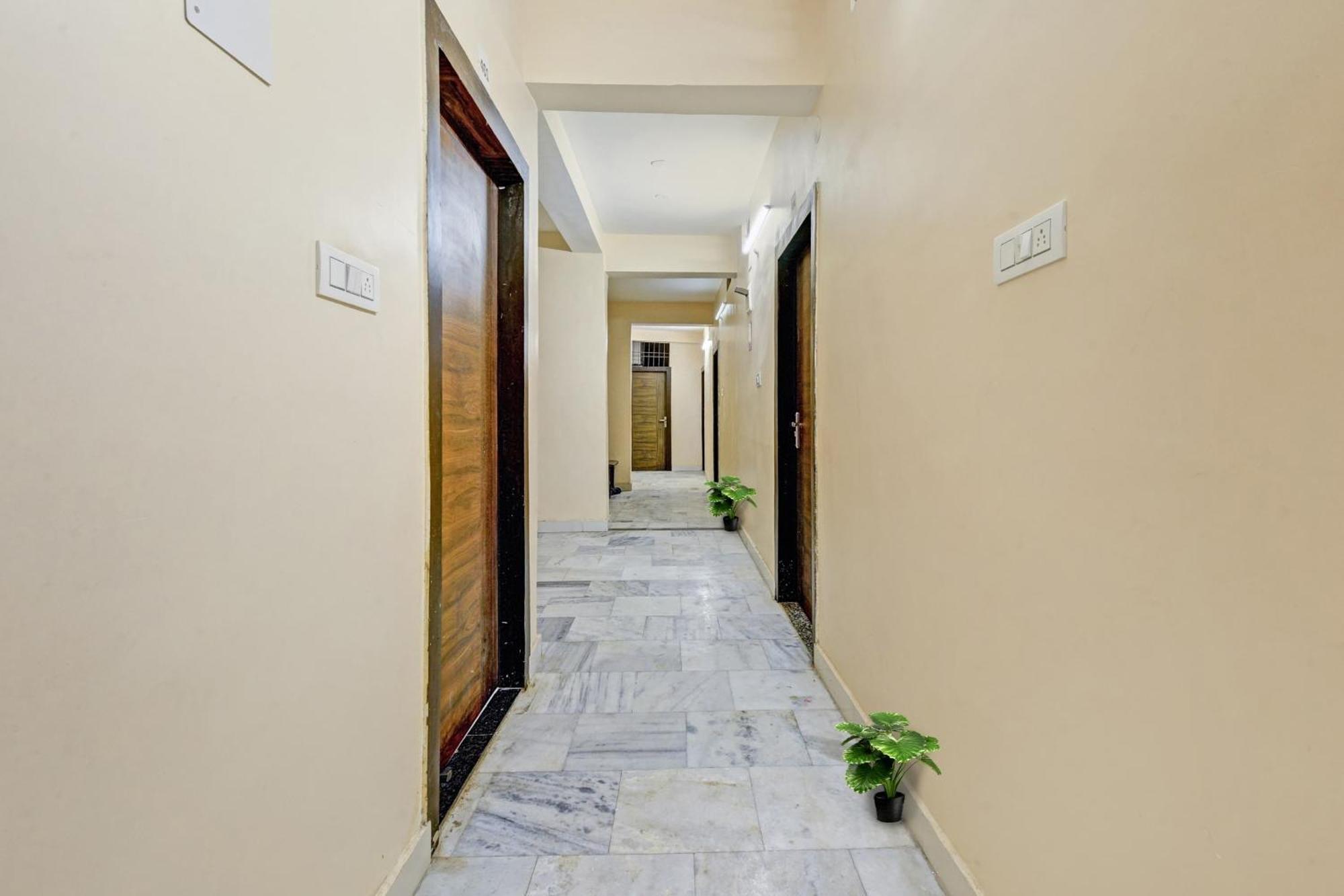 Hotel O Sri Jagarnath Banquet & Hotel Ranchi Buitenkant foto