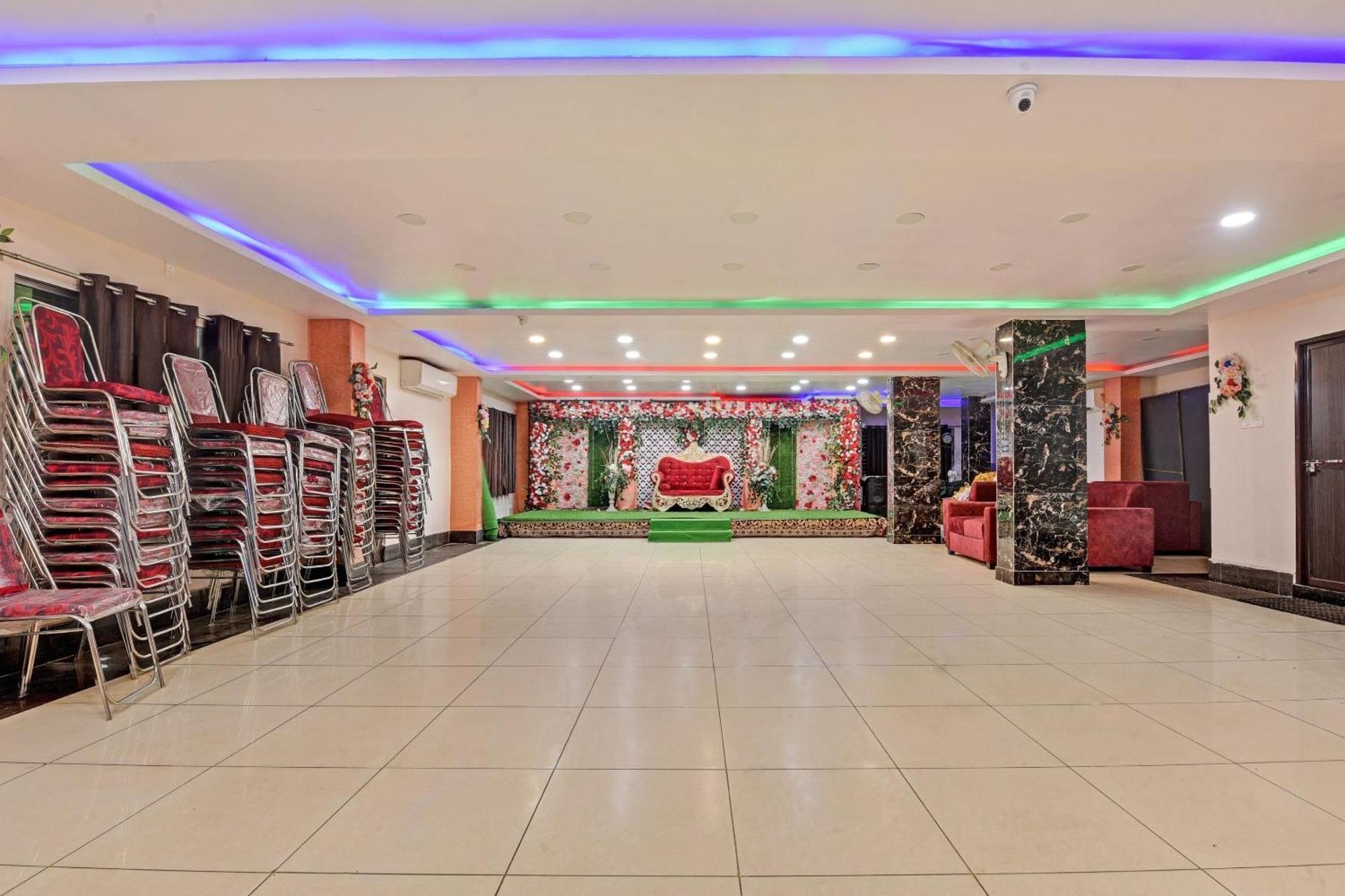 Hotel O Sri Jagarnath Banquet & Hotel Ranchi Buitenkant foto